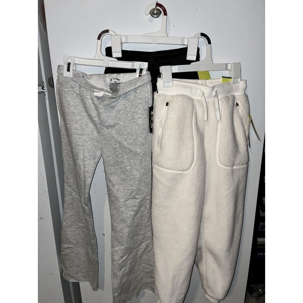 NEW All In Motion Medium 8 Lot of 3 Gray Black Beige Jogger Pants Sweats